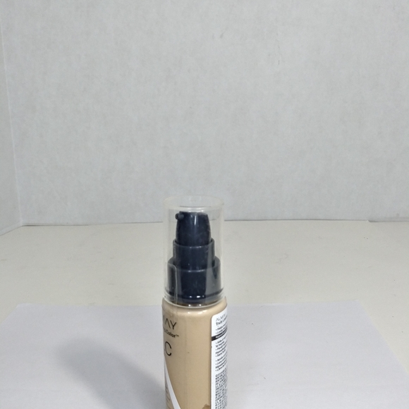 Almay Foundation - Picture 7 of 7